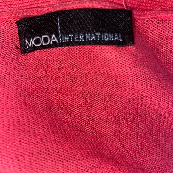 Moda International Pink Sequin Cardigan size M.       (C) - Picture 10 of 11